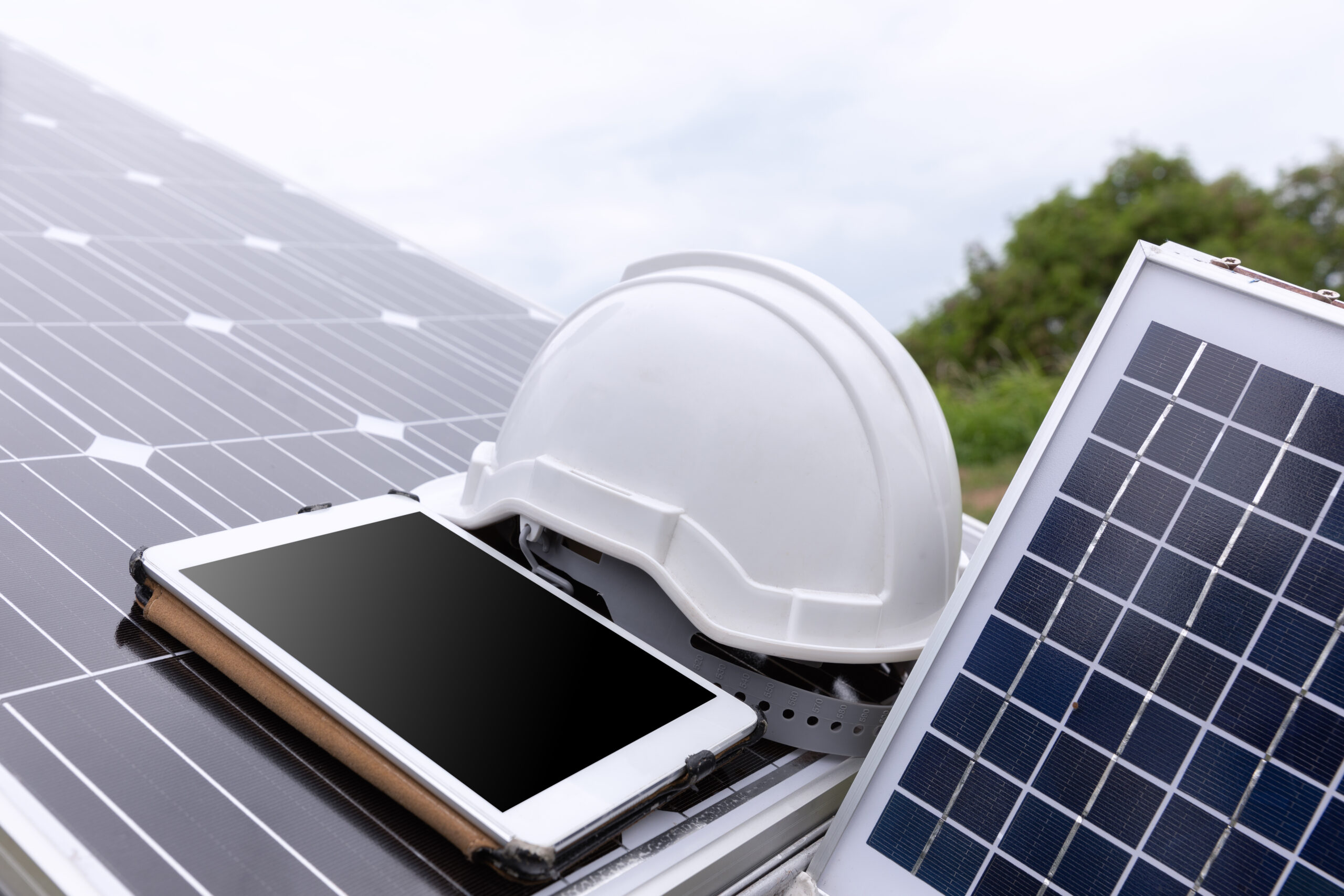 Controllo di un impianto fotovoltaico ALFACOM Solar